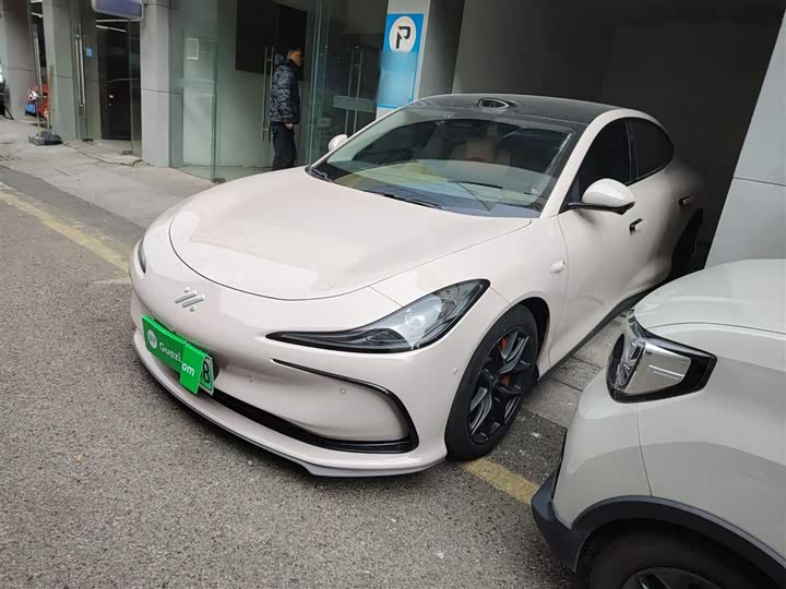 Фото 1 - IM motors L6