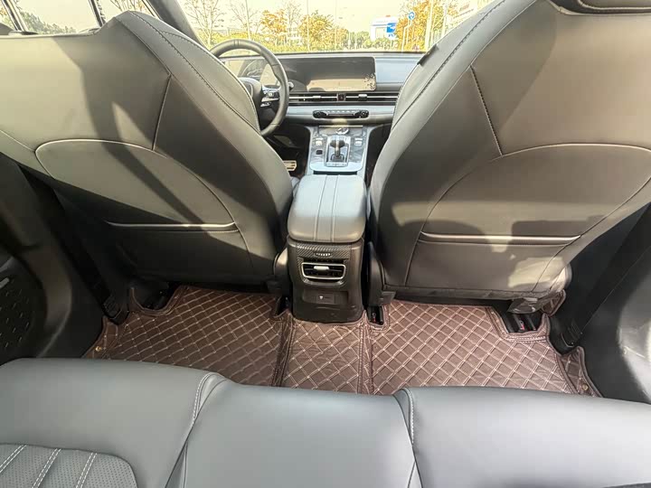 Фото 6 - GAC Trumpchi Empow R