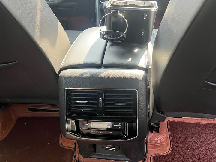 Фото 8 - Volkswagen Teramont Pro