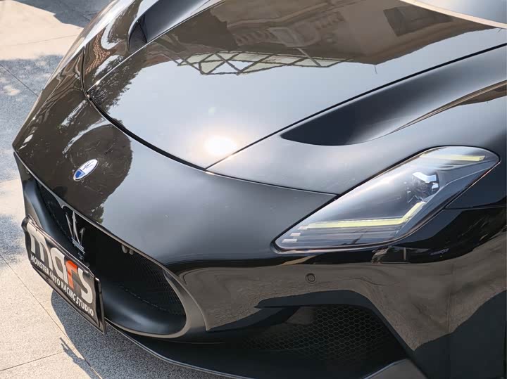 Фото 3 - Maserati MC20