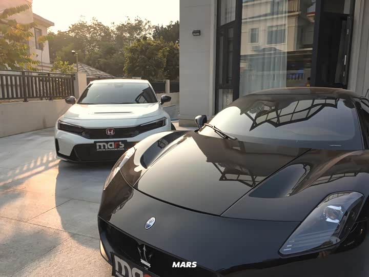 Фото 4 - Maserati MC20