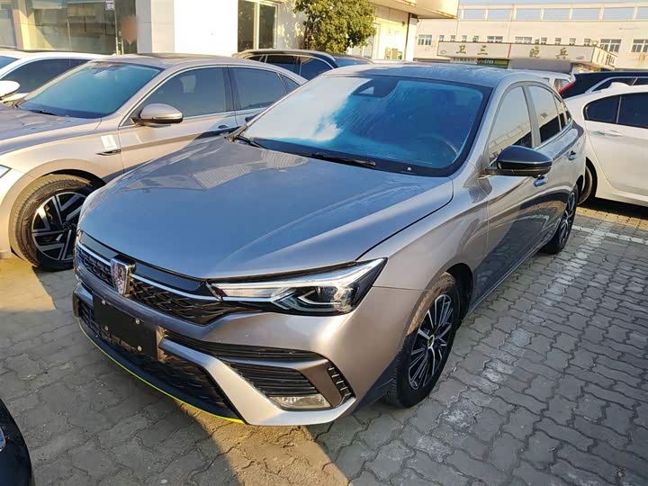 Фото 1 - Roewe i5