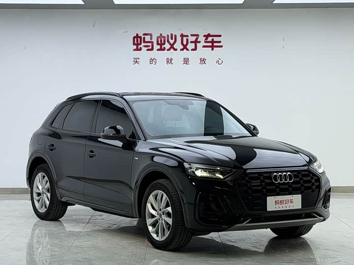 Фото 3 - Audi Q5L