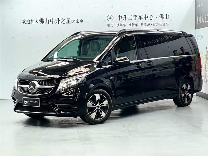 Фото 1 - Mercedes-Benz V-Class