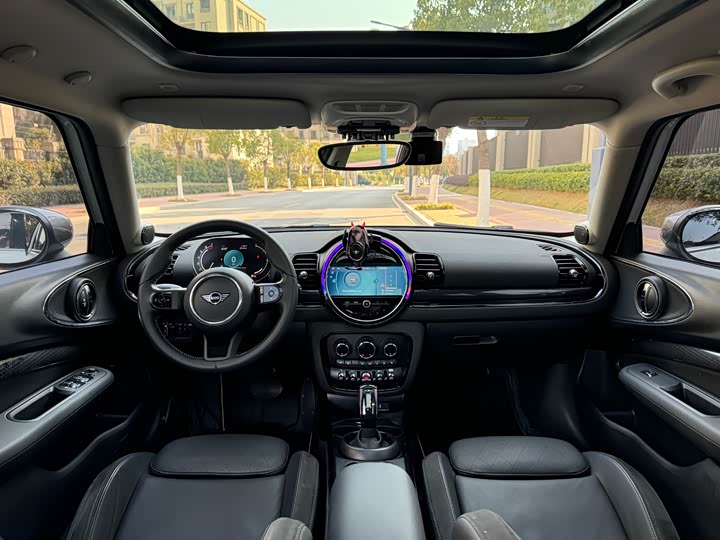 Фото 5 - Mini Clubman