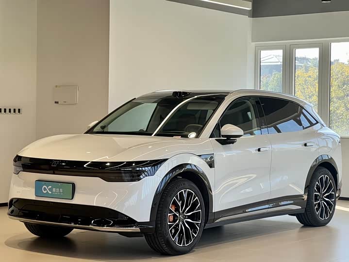 Фото 1 - Zeekr 7X