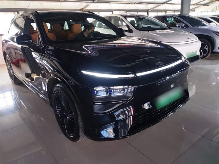 Фото 4 - XPeng G9