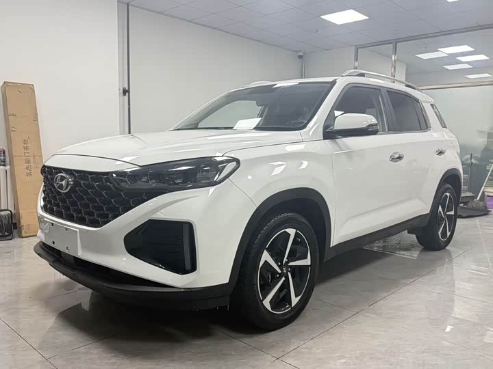 Фото 1 - Hyundai ix35 (Mufasa)