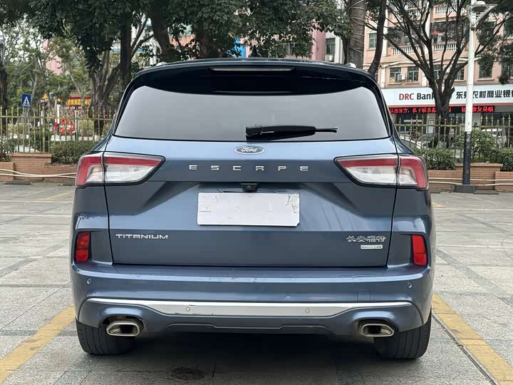 Фото 5 - Ford Escape