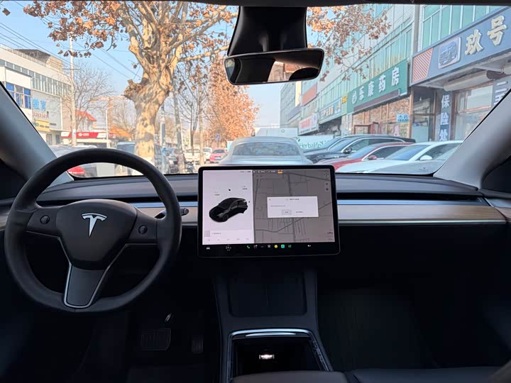 Фото 6 - Tesla Model Y