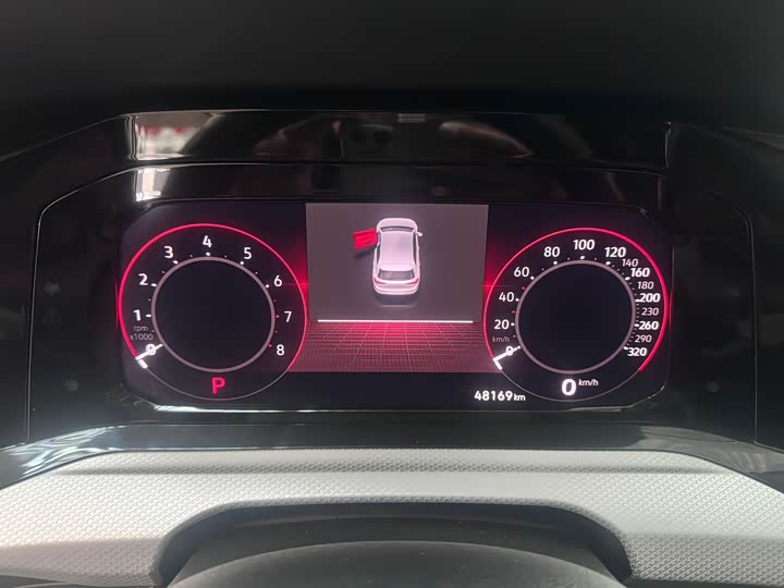 Фото 8 - Volkswagen Golf