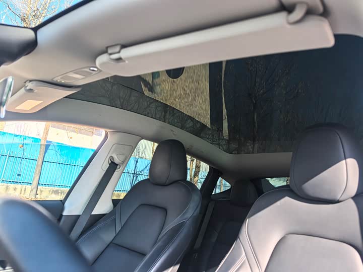 Фото 9 - Tesla Model Y