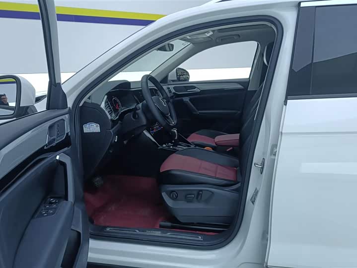 Фото 9 - Volkswagen Tayron