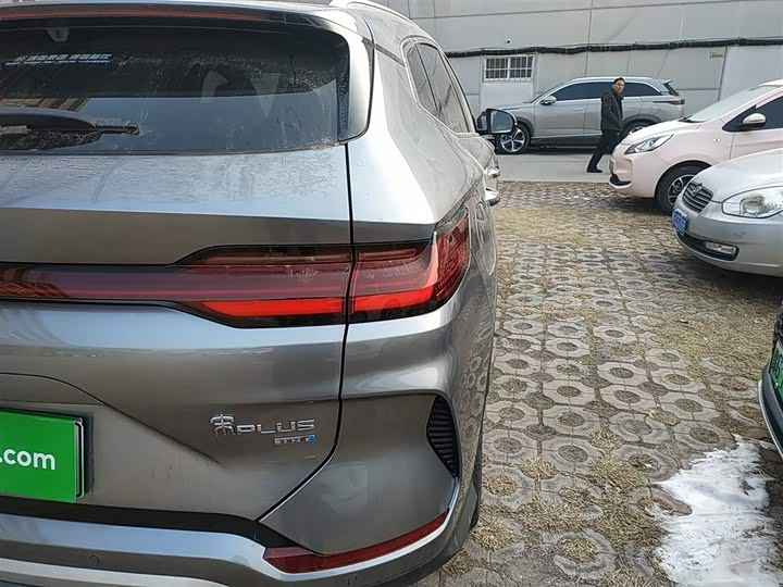 Фото 8 - BYD Song Plus Hybrid/EV