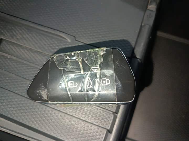 Фото 9 - Volkswagen ID.Unyx