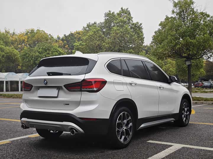 Фото 7 - BMW X1