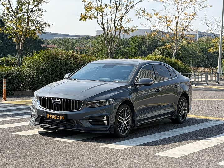 Фото 1 - Geely Preface