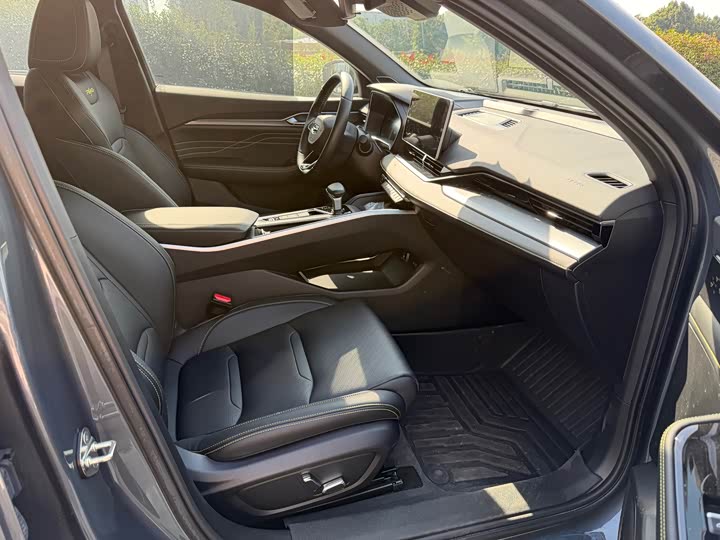 Photo 5 - Geely Preface