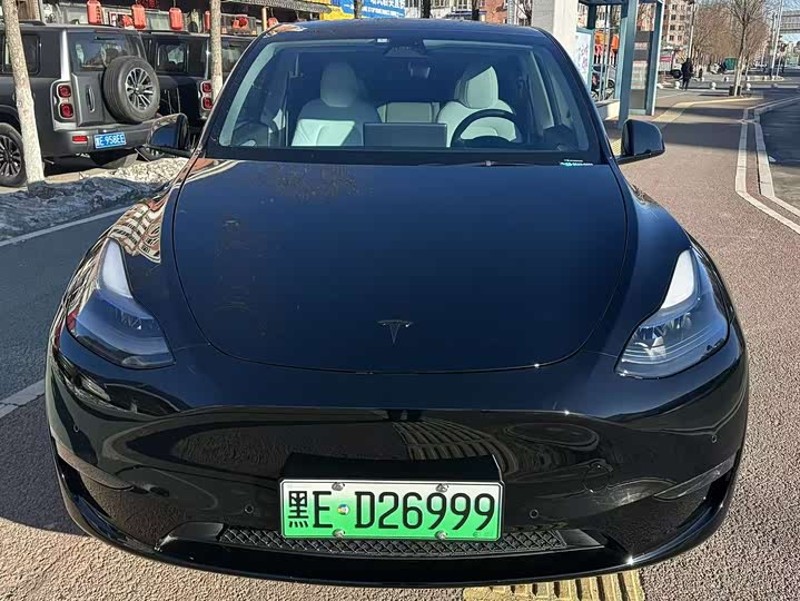 Фото 2 - Tesla Model Y