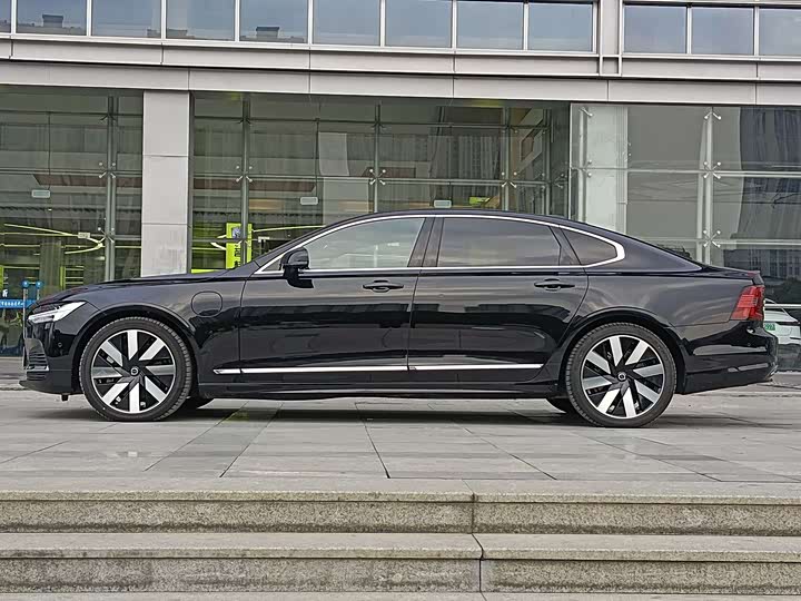 Фото 5 - Volvo S90 Hybrid