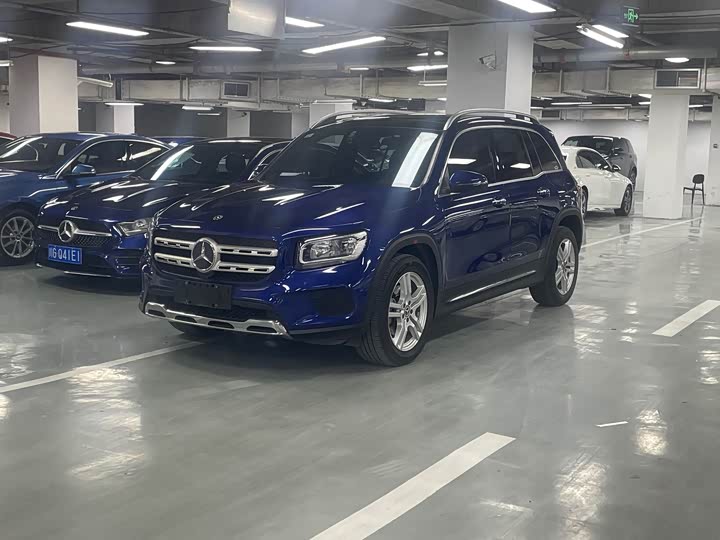 Фото 1 - Mercedes-Benz GLB-Class