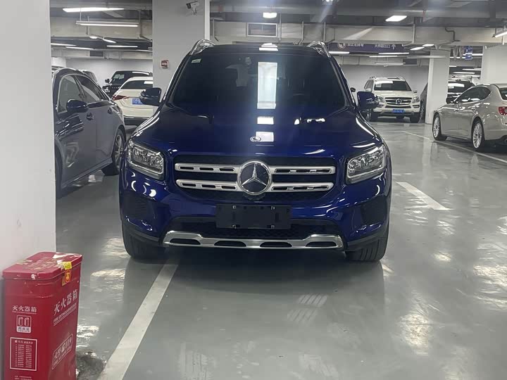 Фото 2 - Mercedes-Benz GLB-Class
