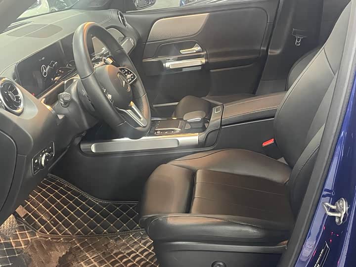 Фото 5 - Mercedes-Benz GLB-Class