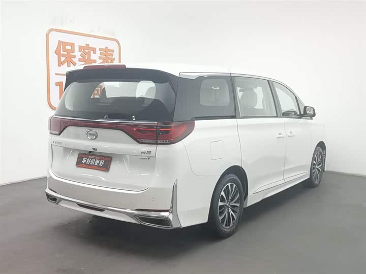 Фото 2 - GAC Trumpchi M8