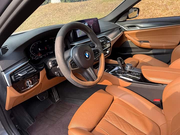 Фото 7 - BMW 5 Series