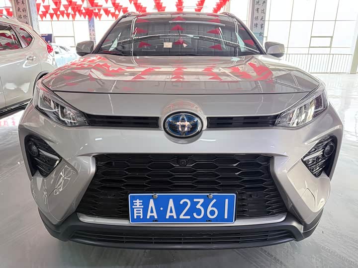 Фото 2 - Toyota Wildlander