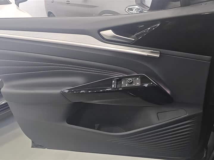 Фото 7 - Volkswagen ID.4 Crozz