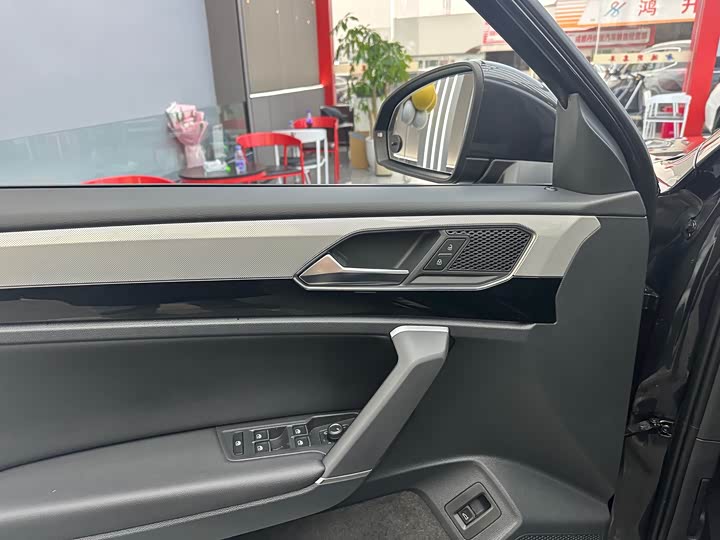 Фото 5 - Volkswagen Tayron