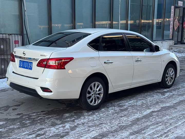 Фото 5 - Nissan Sylphy