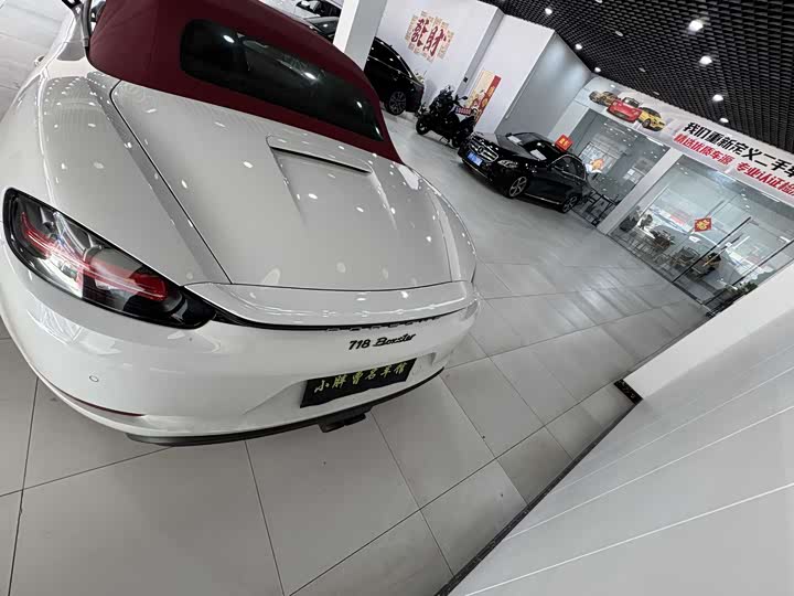 Фото 3 - Porsche 718