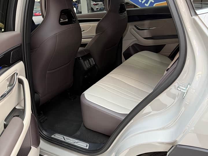 Фото 8 - BYD Song Plus Hybrid/EV