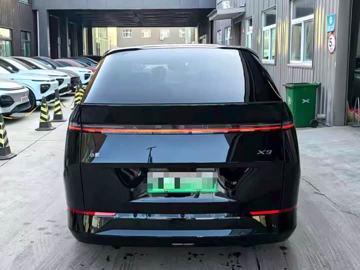 Фото 5 - XPeng X9