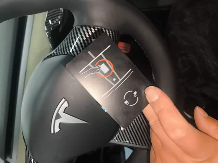 Фото 9 - Tesla Model Y