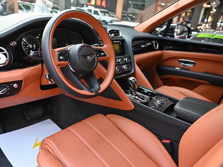 Фото 8 - Bentley Bentayga Hybrid