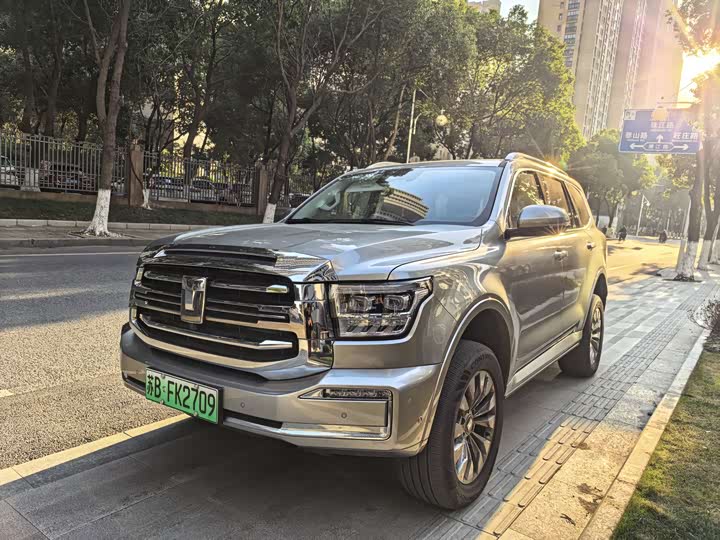 Фото 1 - Tank 500 Hybrid