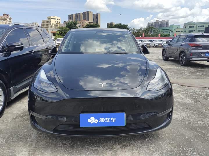 Фото 2 - Tesla Model Y