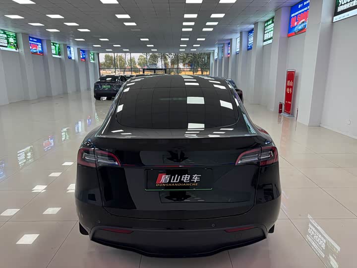 Фото 5 - Tesla Model Y