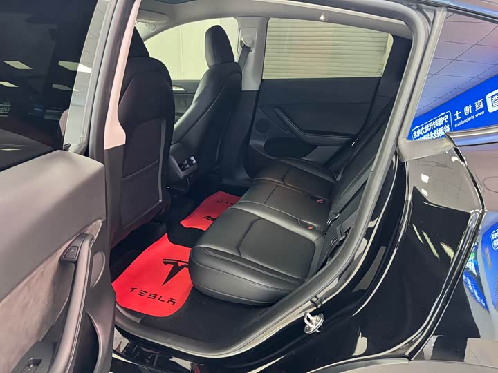 Фото 9 - Tesla Model Y