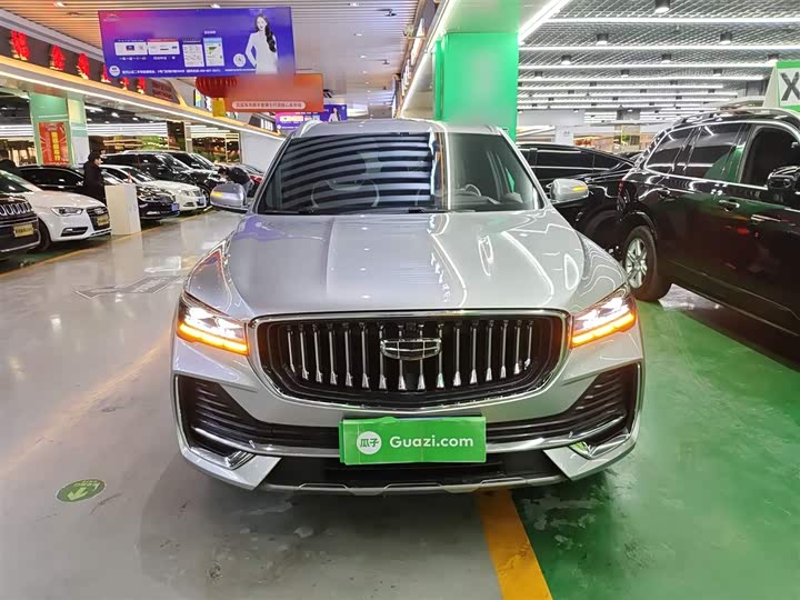 Фото 3 - Geely Monjaro