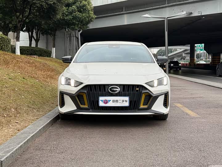 Фото 2 - GAC Trumpchi Empow R