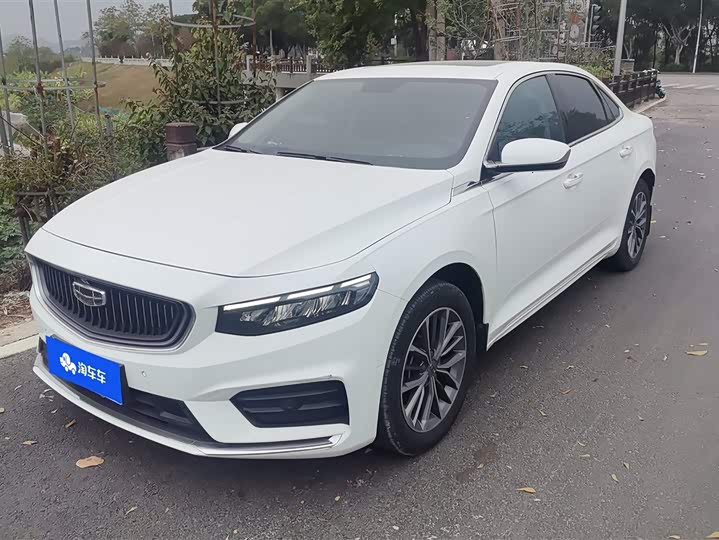 Фото 1 - Geely Preface