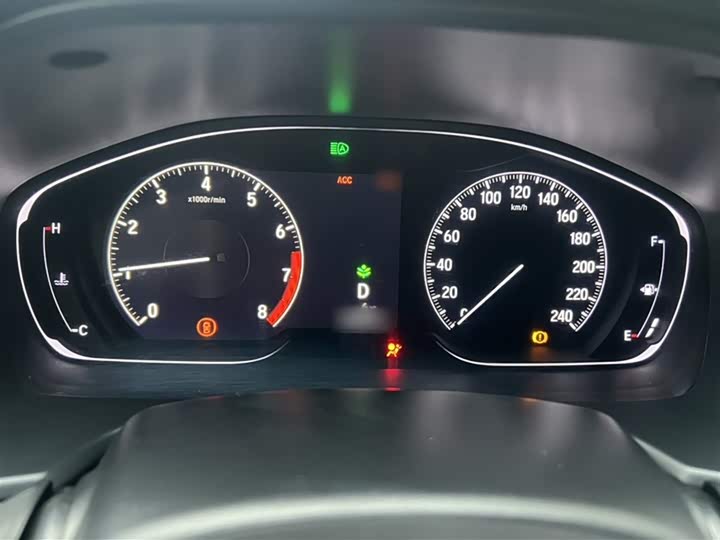 Фото 4 - Honda Accord