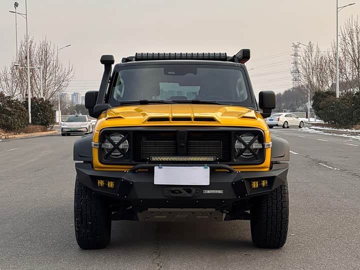 Фото 2 - Tank 300