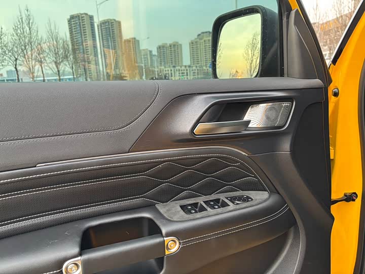 Фото 5 - Tank 300