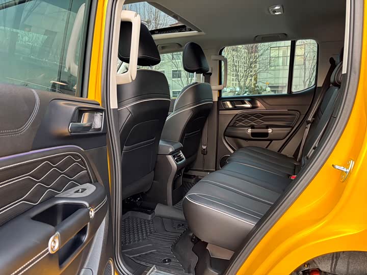 Фото 6 - Tank 300