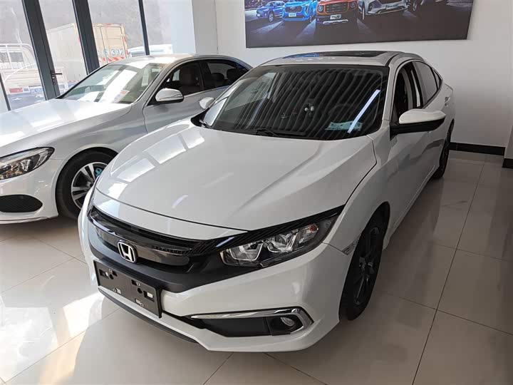 Фото 1 - Honda Civic